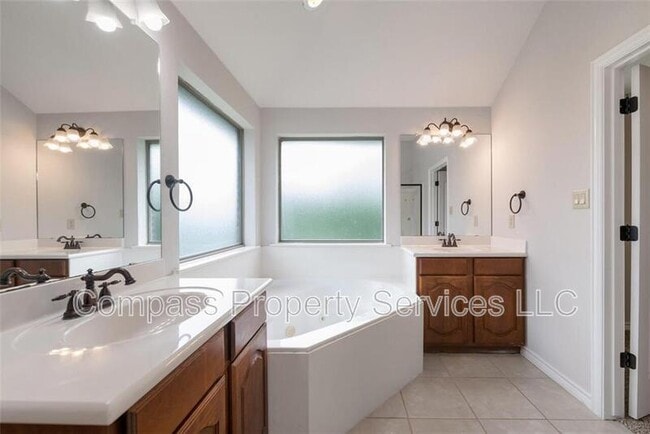 Building Photo - 3120 Lippizan St