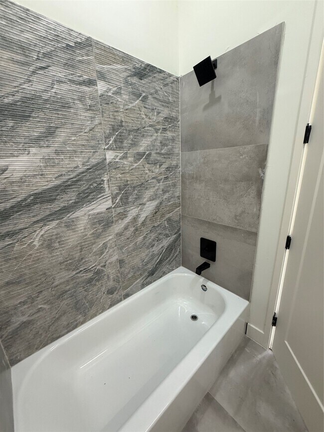 Building Photo - 1815 McKee St