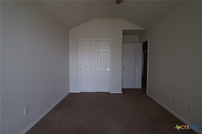 Building Photo - 3803 Lyna Ct