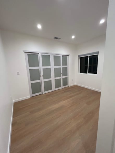 Building Photo - 1290 Sawyer Ave