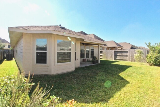 Building Photo - 18822 Fairy Wren Ln