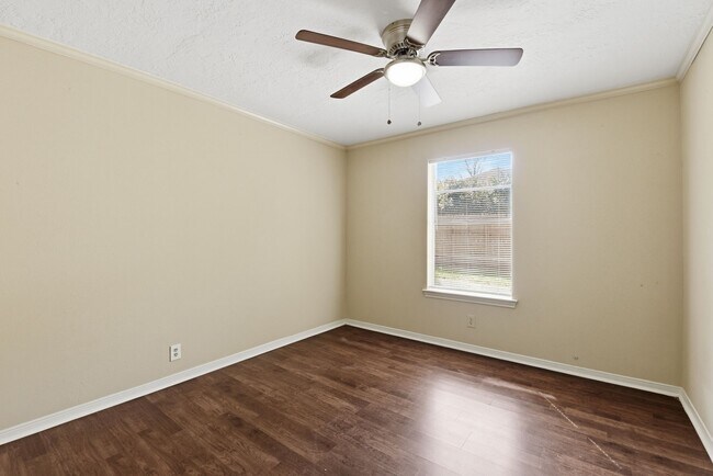Building Photo - 9052 Zapata Way