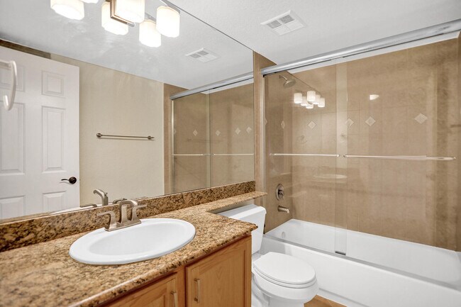 Building Photo - 1501 E Broward Blvd