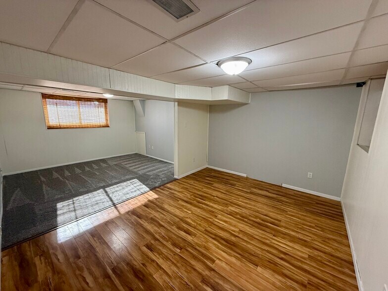 Building Photo - 901 Summer St NE