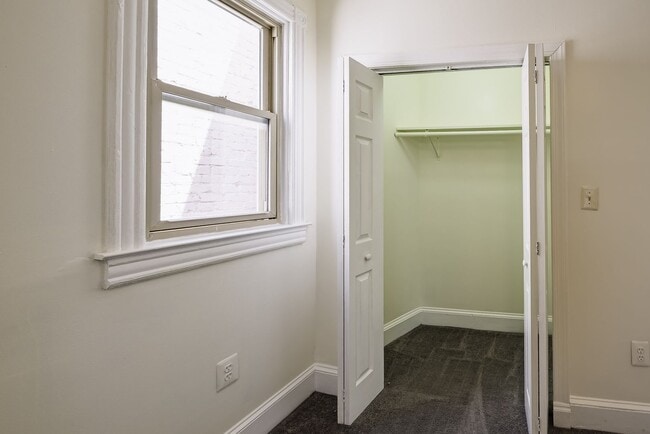 Building Photo - Historic & Charming 3BR Rowhouse near Howard is Move-in Ready!