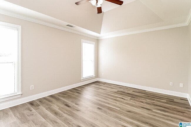 Building Photo - 212 Falling Waters Way