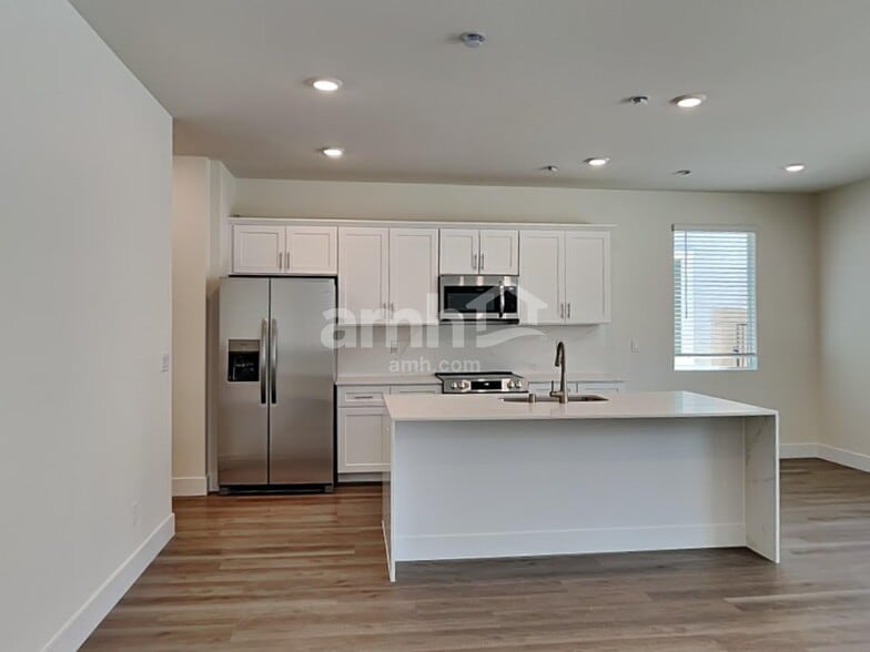 Building Photo - 9140 Taft Point Ct