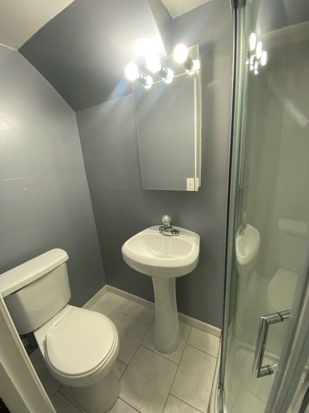 Building Photo - 8446 Willow Glen Ct