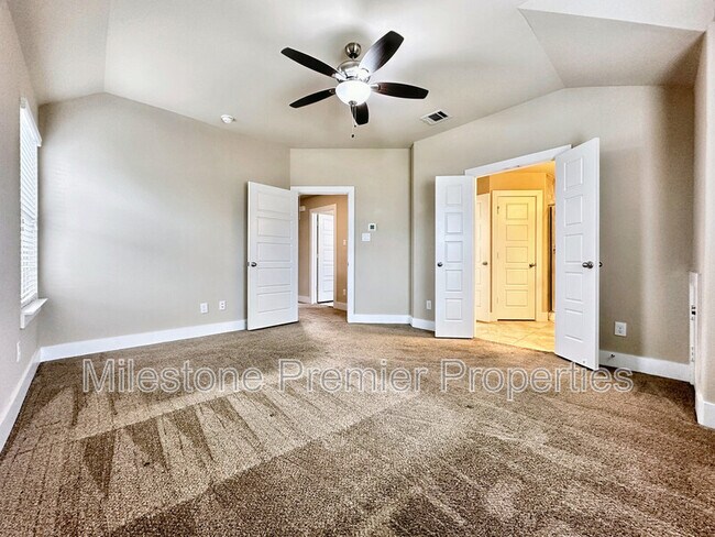 Building Photo - 3908 Ashton Dr