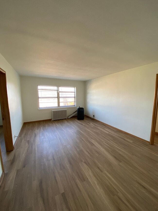 Interior Photo - 3551-3559 Huntington Ave S.