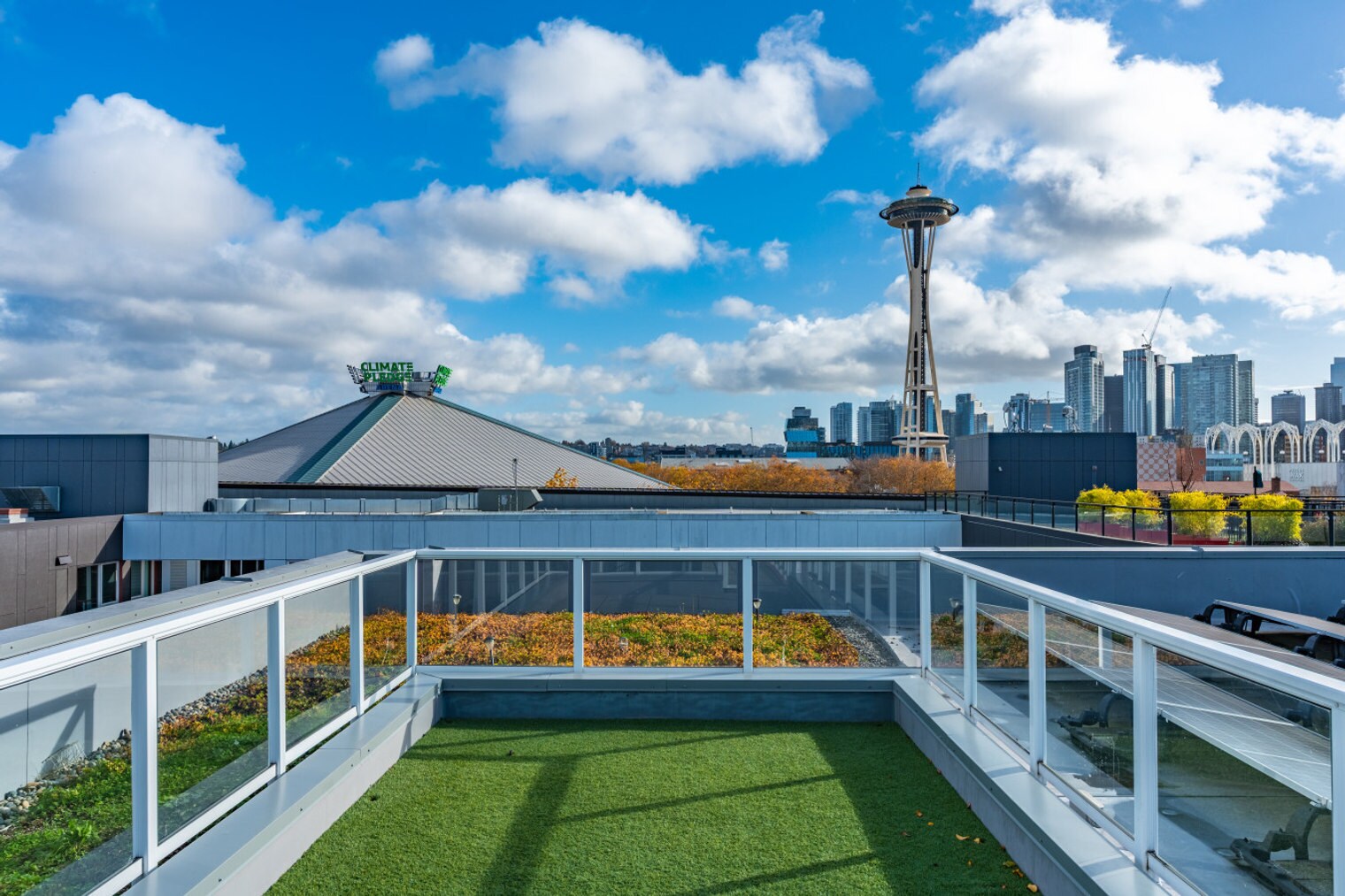 Building Photo - 320 Queen Anne Ave N