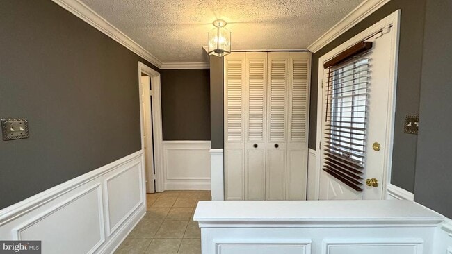 Building Photo - 8113 Mandan Terrace