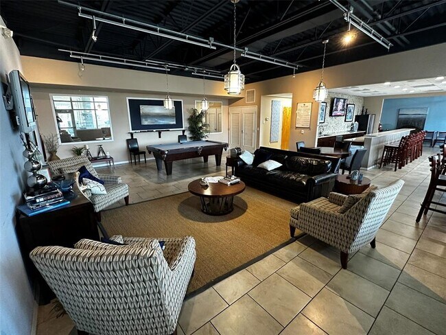 Building Photo - 6072 Moorings Dr S