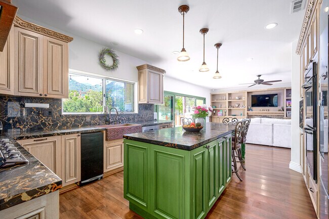 Building Photo - 2554 Kirsten Lee Dr