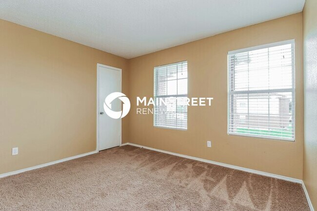 Building Photo - 3 Bedroom Pet-Friendly Home in Fort Worth,...