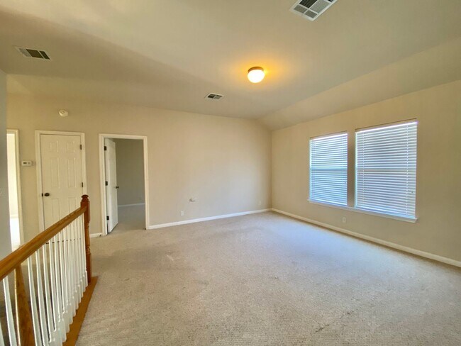 Building Photo - 20412 Farm Pond Ln