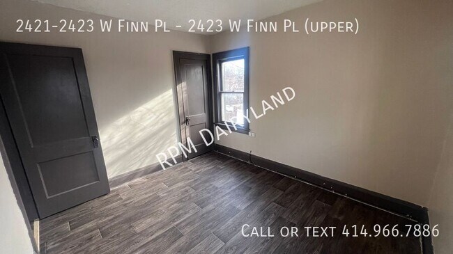 Building Photo - 2421-2423-2423 W Finn Pl