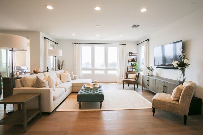 Building Photo - Enjoy Bay Views And Trails In This Newer Modern 3 Bedroom Home