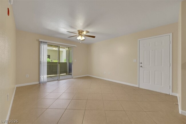 Building Photo - 555 E Silverado Ranch Blvd