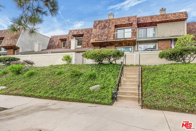 Building Photo - 13107 Mindanao Wy