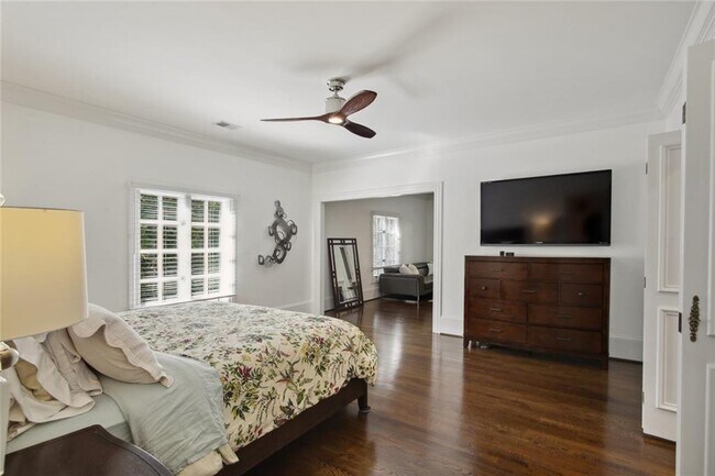 Building Photo - 2760 Carmon on Wesley NW