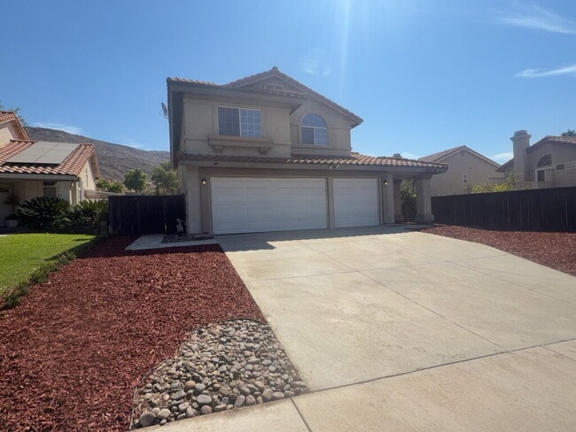 Building Photo - 9586 Shadow Springs Dr