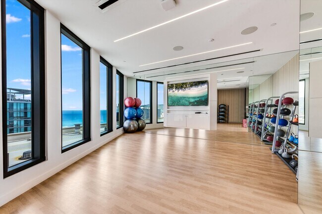 Building Photo - Experience luxury living at 'A'ali'i in the heart of Ward Village in Kaka'ako!