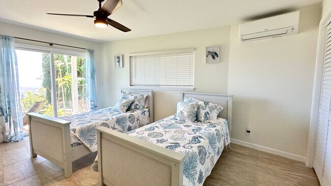 Building Photo - 1034 Kaumoku St