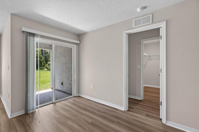 Building Photo - 129 Wellwood Ln