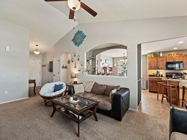 Building Photo - Beautiful 3 Bed, 2 Bath Ranch-Style House in East Windsor!
