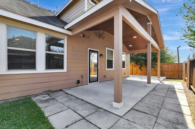 Building Photo - 15103 Sun Glaze Ct