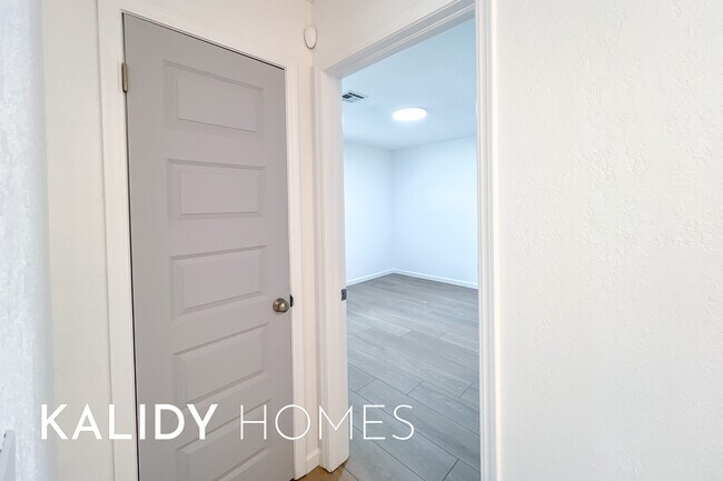 Building Photo - 3501 Baird Dr