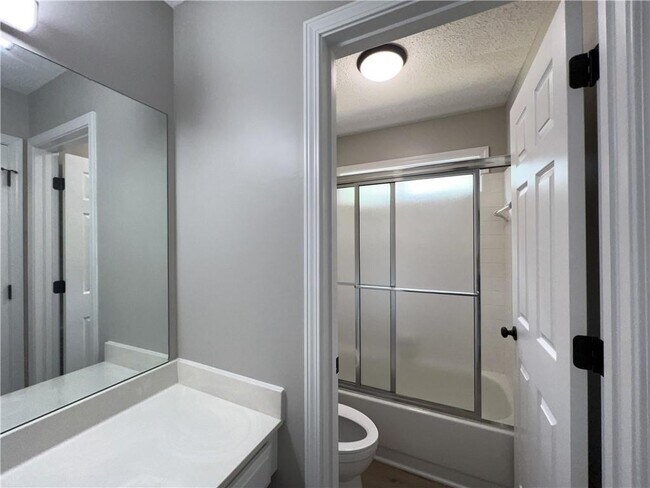 Building Photo - 12560 Crabapple Chase Dr