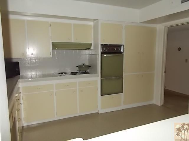 Building Photo - 65841 6th St