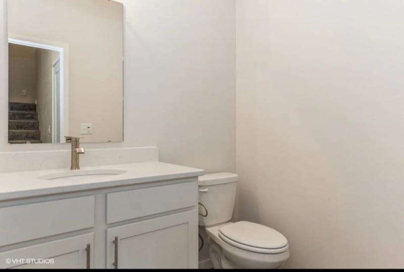 Building Photo - 2242 Denison Ave