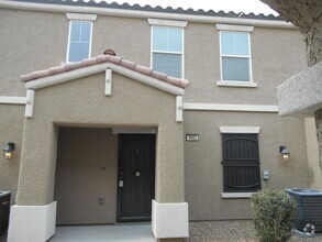 Building Photo - Invited 3 Bedroom Home In Vegas!