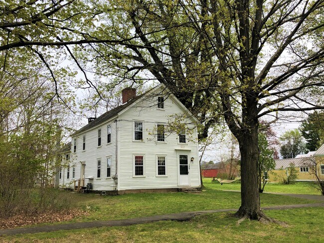 Building Photo - 130 West St