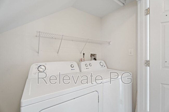 Building Photo - 6771 S Grand Brook Cir