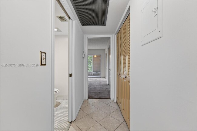 Building Photo - 2401 Antigua Cir