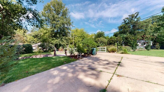 Building Photo - 3363 Audubon Rd