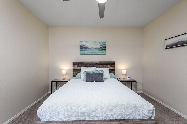 Building Photo - 15095 N Thompson Peak Pkwy