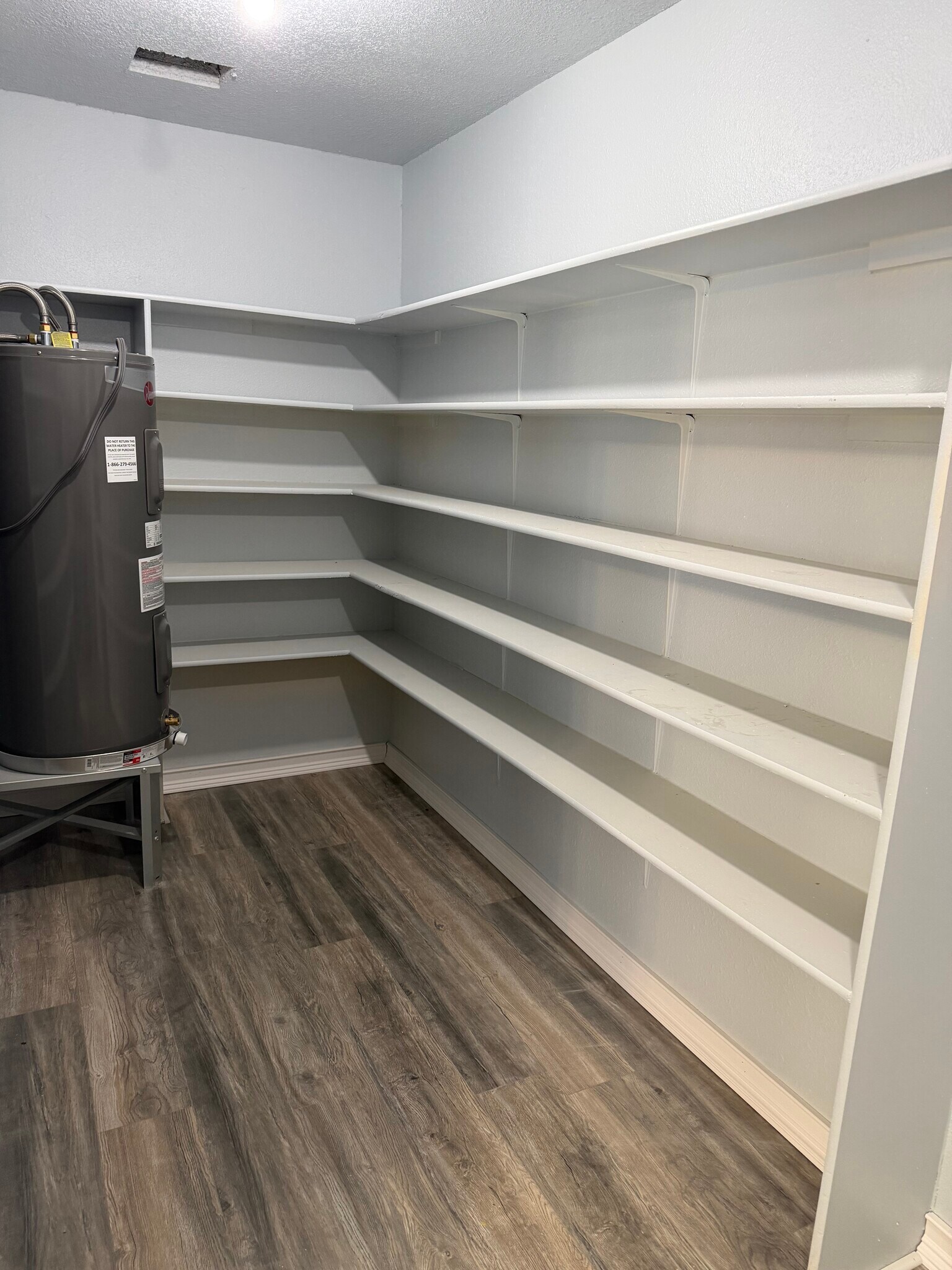 Pantry - 9647 Orchid Mdws