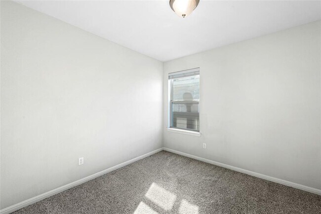 Building Photo - 1709 Arendale Dr