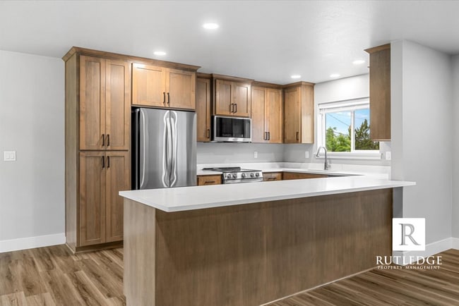 Building Photo - Newly Built 3 Bed/2 Bath Home in East Medford!