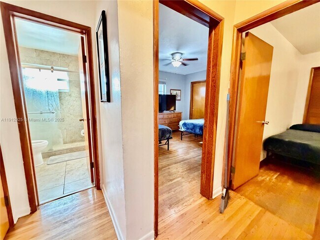 Building Photo - 45 SE 14th St