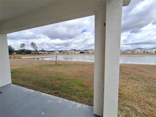 Building Photo - 35735 Sunflower Hl Dr