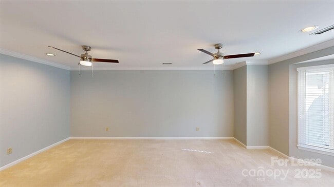 Building Photo - 414 Clarkson Green St