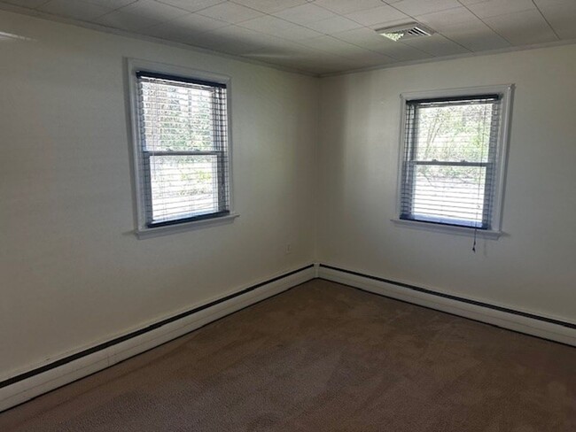 Building Photo - 1225 Caln Meetinghouse Rd