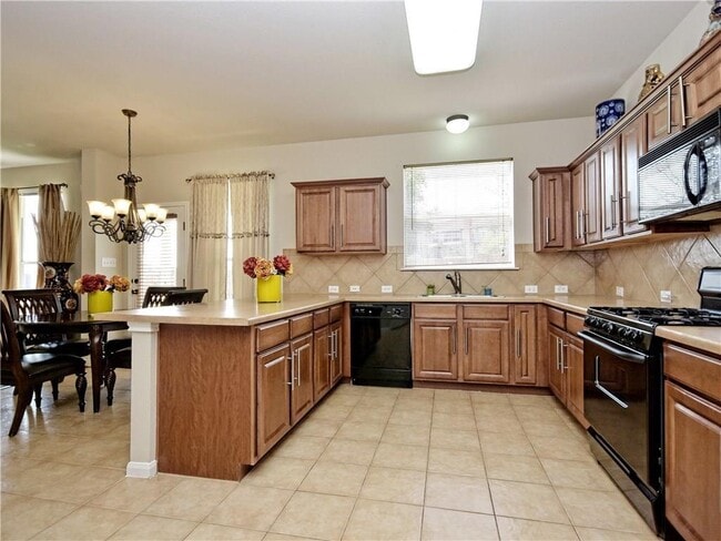 Building Photo - 4410 Meadowside Ln