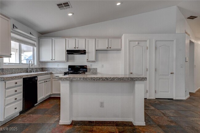 Building Photo - 6436 North Point Break St